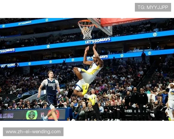 突发勇士队穆迪无对抗下膝盖重伤现场转播一度中断信号